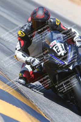 media/Mar-20-2025-Racers Edge (Thu) [[0731d8e3a1]]/2-B Group/Session 4 (Turn 3 Inside)/